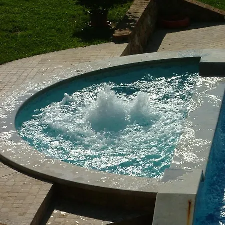 ベッド・アンド・ブレックファスト La Terrazza Sulla Versilia