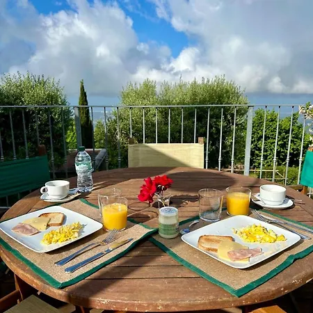 La Terrazza Sulla Versilia * ピエトラサンタ